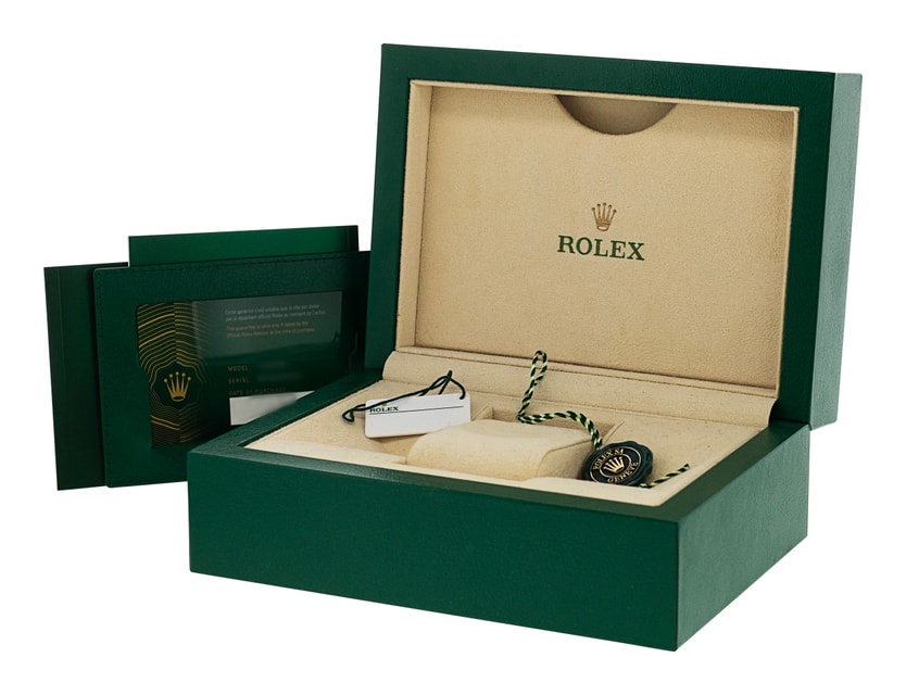 Rolex Oyster Perpetual 124300 Image 2